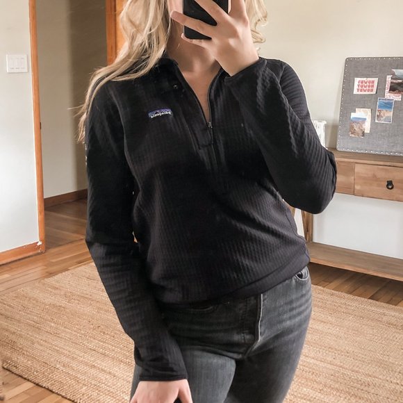 Patagonia Embroidered Polartec Fleece 